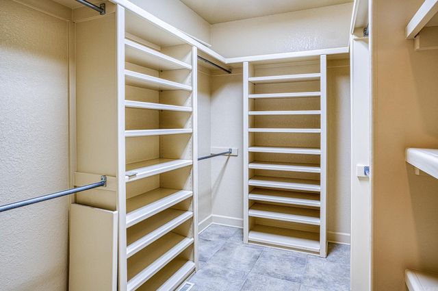 53 Loyola Dr, Hot Springs Village, AR 71909