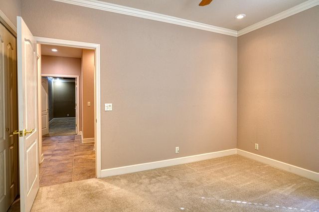 53 Loyola Dr, Hot Springs Village, AR 71909