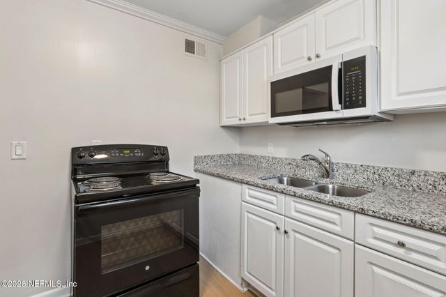 2775 HERSCHEL Street 3, Jacksonville, FL 32205