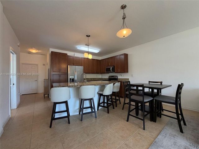 6330 S Station Sq 6330, Davie, FL 33314