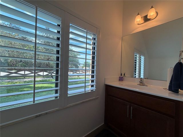 6330 S Station Sq 6330, Davie, FL 33314