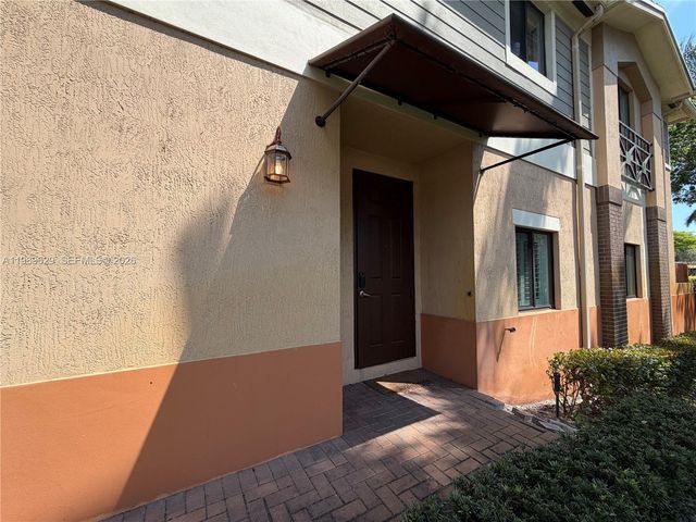 6330 S Station Sq 6330, Davie, FL 33314