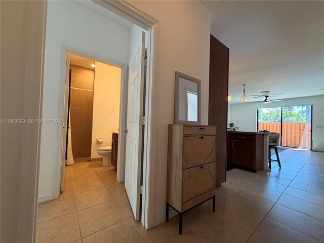 6330 S Station Sq 6330, Davie, FL 33314