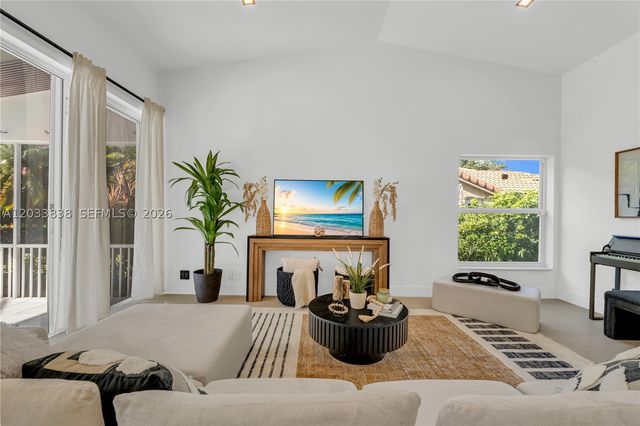 11834 Island Lakes Ln, Boca Raton, FL 33498