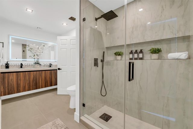 11834 Island Lakes Ln, Boca Raton, FL 33498
