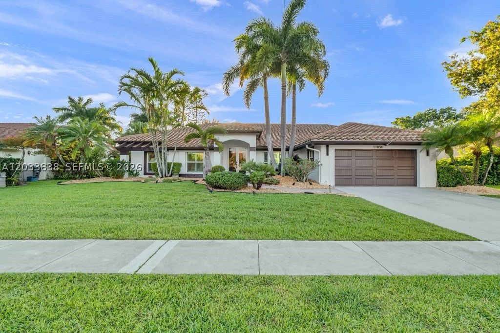 11834 Island Lakes Ln, Boca Raton, FL 33498