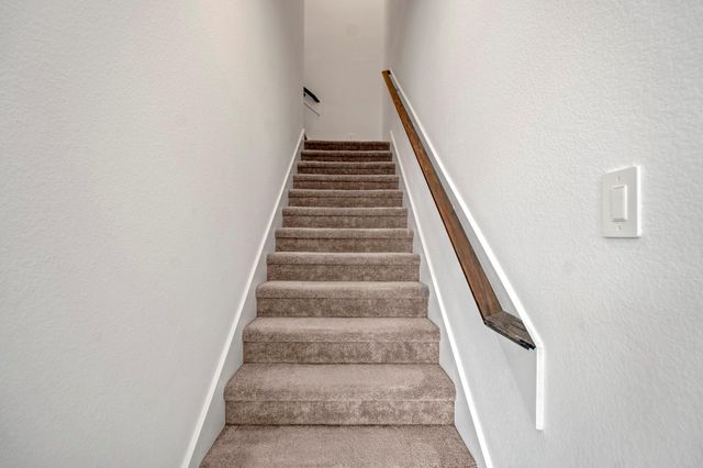 613 Royal Arch Drive, Conroe, TX 77304