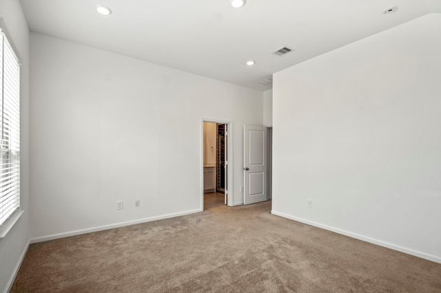 613 Royal Arch Drive, Conroe, TX 77304