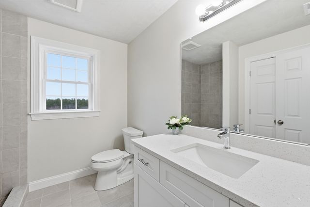 74 Deanna Dr, Holden, MA 01520