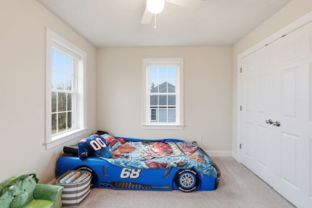 74 Deanna Dr, Holden, MA 01520