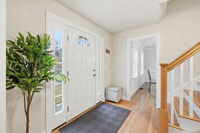 74 Deanna Dr, Holden, MA 01520