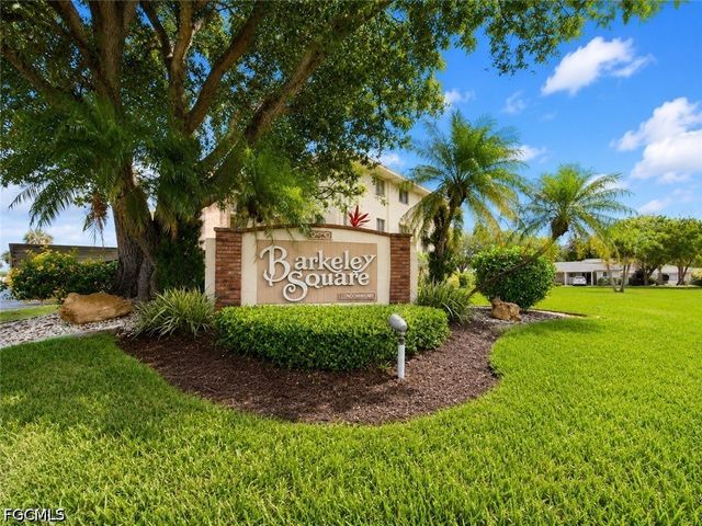 2079 Barkeley LN 13, Fort Myers, FL 33907