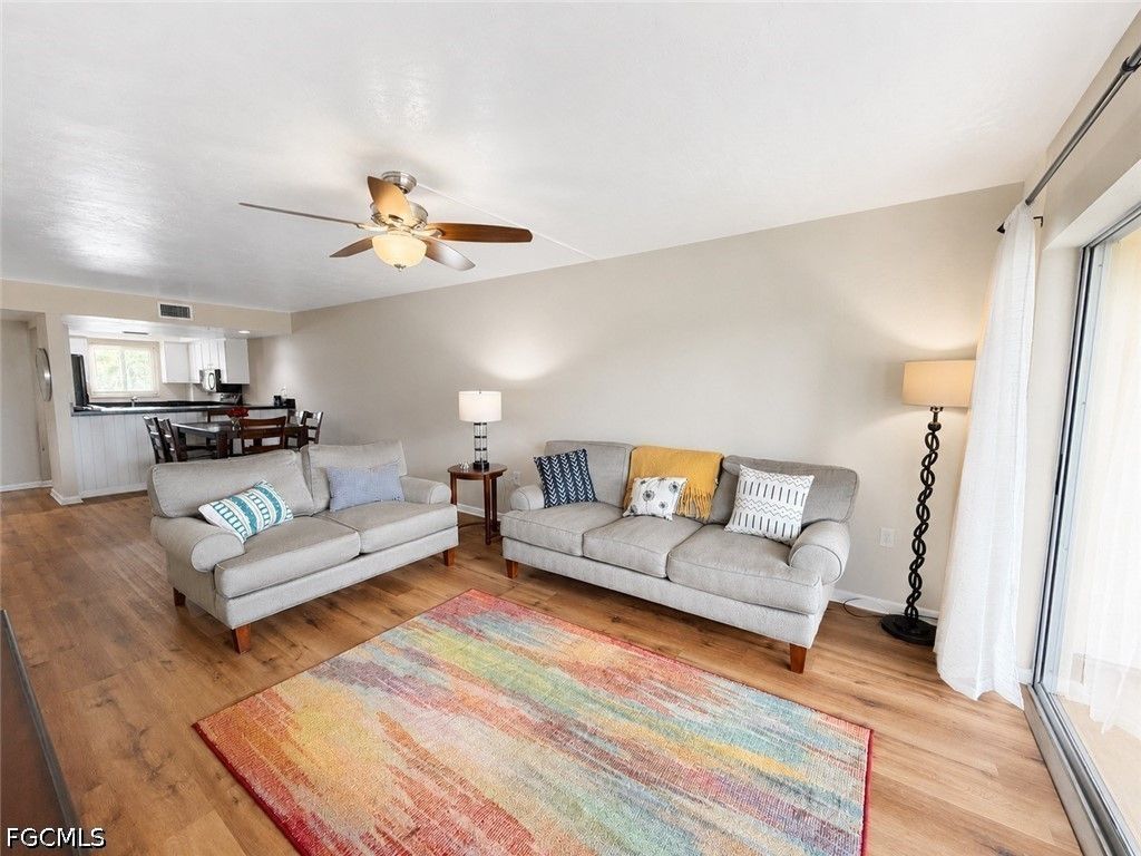2079 Barkeley LN 13, Fort Myers, FL 33907