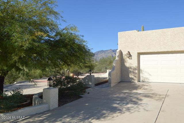 4060 N Swan Road, Tucson, AZ 85718