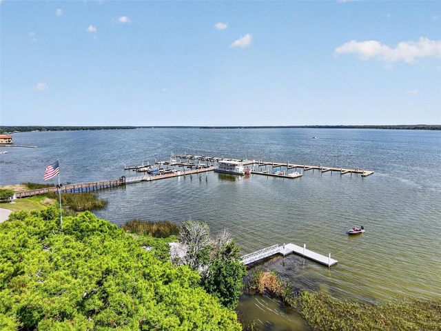 465 MARINA LANE, Tavares, FL 32778