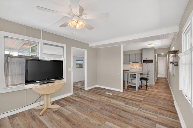 465 MARINA LANE, Tavares, FL 32778
