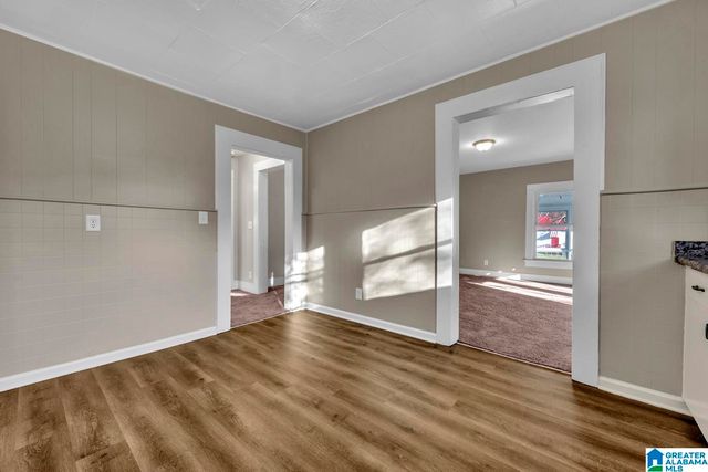 5604 5TH STREET S, Lipscomb, AL 35020