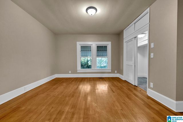 5604 5TH STREET S, Lipscomb, AL 35020