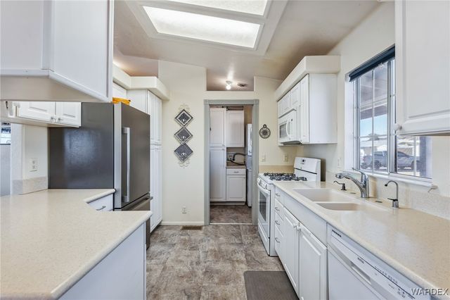 1249 E Citrus Drive, Kingman, AZ 86409