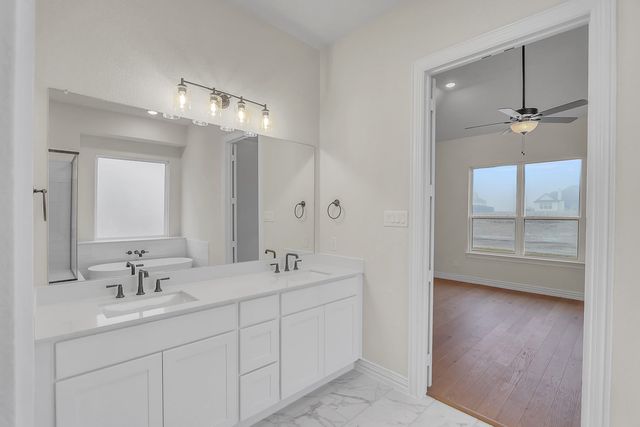 2441 Tyler Wade Trail, Waxahachie, TX 75167