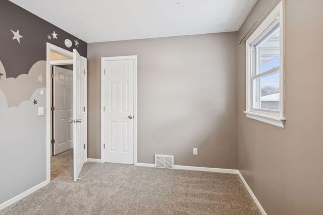 6342 Girard Avenue N, Brooklyn Center, MN 55430