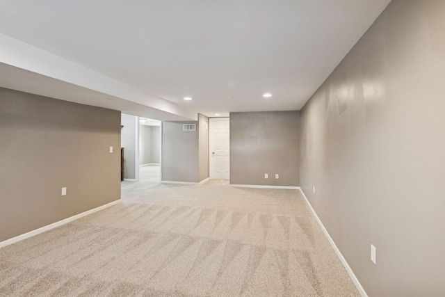 6342 Girard Avenue N, Brooklyn Center, MN 55430