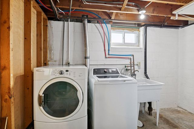 6342 Girard Avenue N, Brooklyn Center, MN 55430