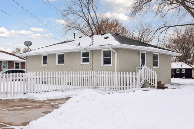 6342 Girard Avenue N, Brooklyn Center, MN 55430