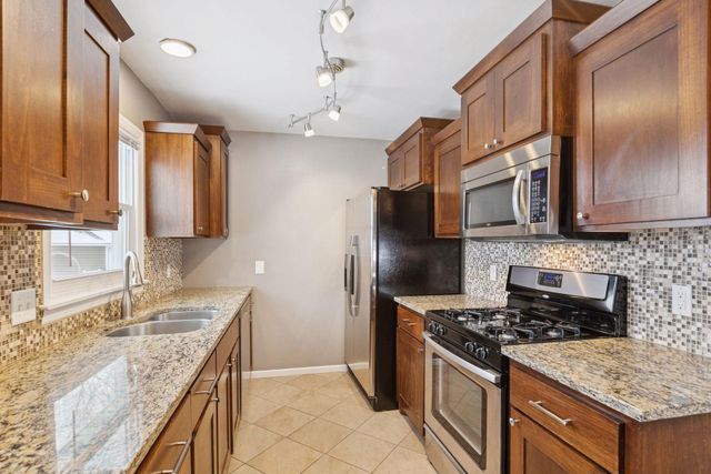 6342 Girard Avenue N, Brooklyn Center, MN 55430