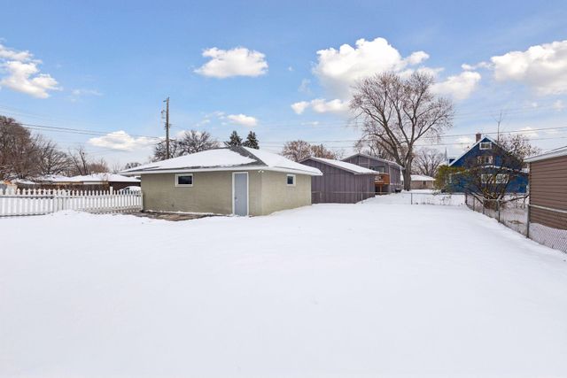 6342 Girard Avenue N, Brooklyn Center, MN 55430