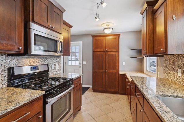 6342 Girard Avenue N, Brooklyn Center, MN 55430