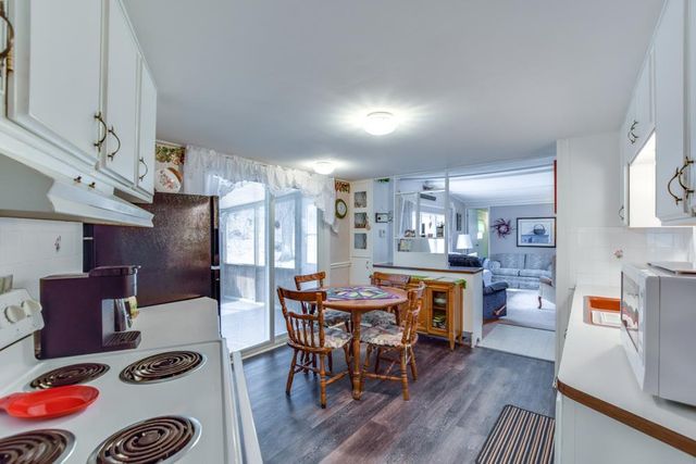 E12977 Neuman Road, Baraboo, WI 53913