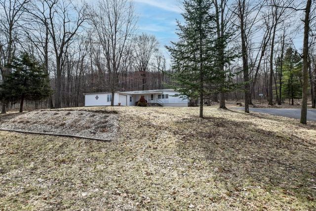 E12977 Neuman Road, Baraboo, WI 53913