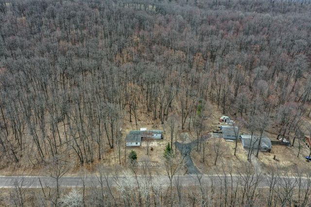E12977 Neuman Road, Baraboo, WI 53913