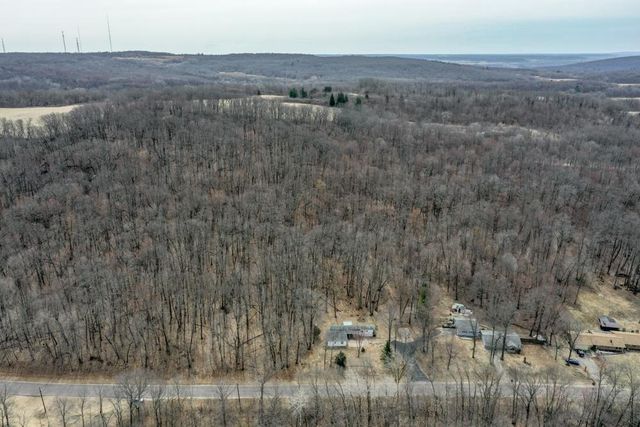 E12977 Neuman Road, Baraboo, WI 53913
