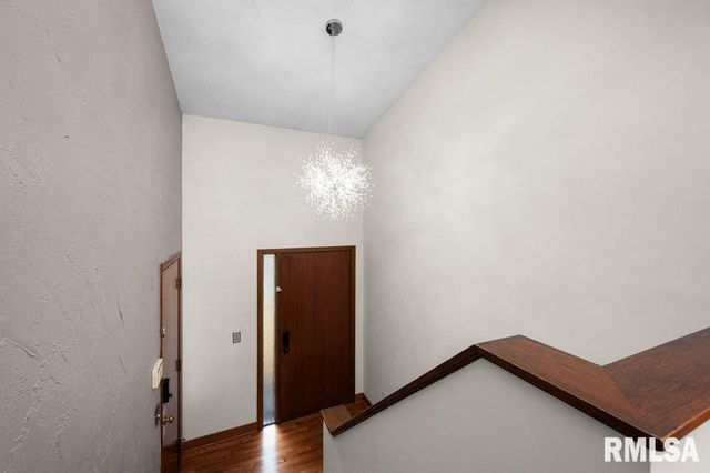 4828 6TH Avenue, Moline, IL 61265