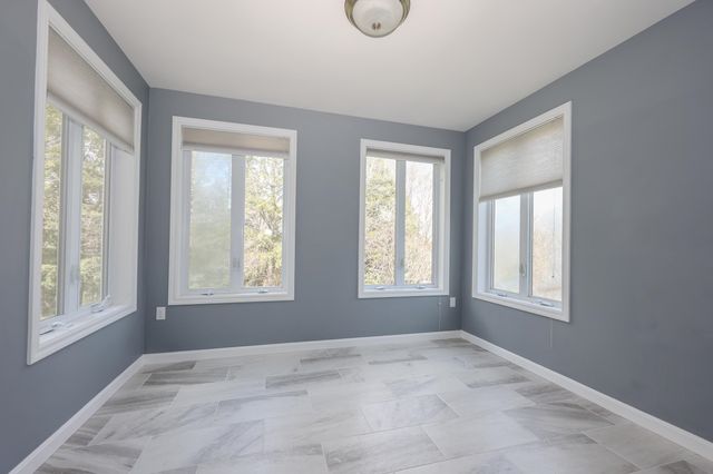 58 Arrow Lane, Raymond, NH 03077