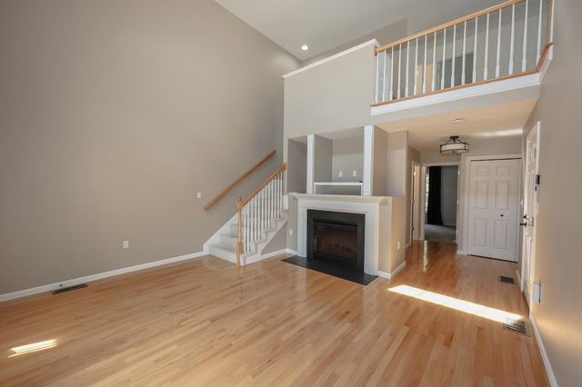 58 Arrow Lane, Raymond, NH 03077