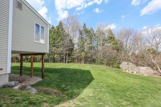 58 Arrow Lane, Raymond, NH 03077