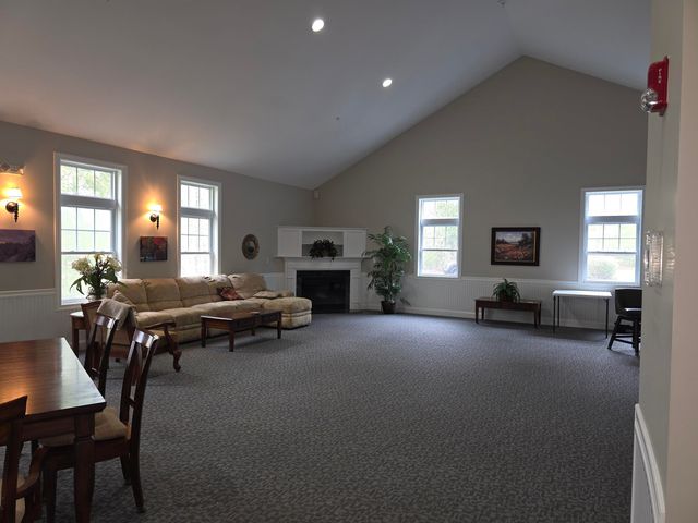 58 Arrow Lane, Raymond, NH 03077