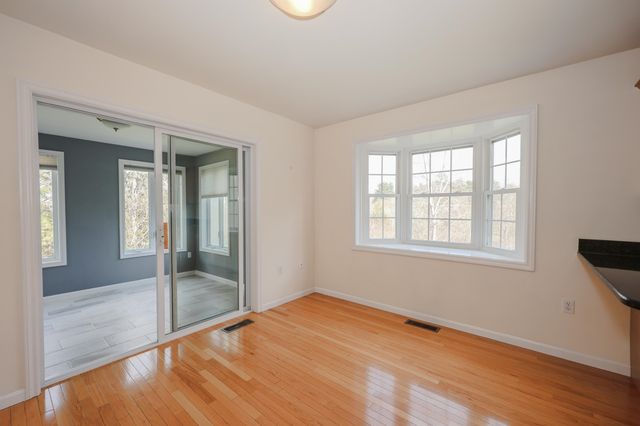 58 Arrow Lane, Raymond, NH 03077