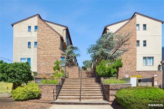 1315 15th Street, Fort Lee, NJ 07024