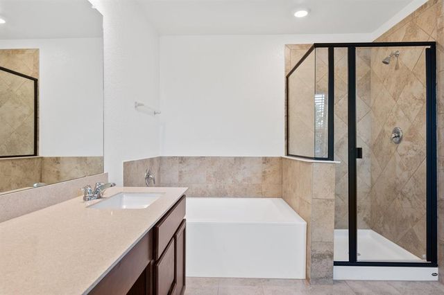 210 McGinnis TRL, Kyle, TX 78640