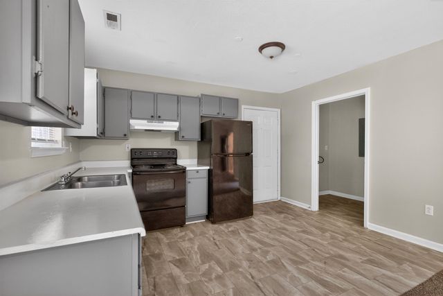 1876 Tamara Way, Spartanburg, SC 29301