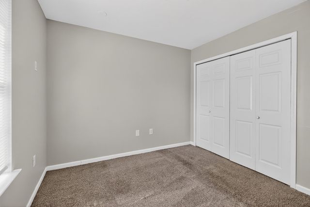 1876 Tamara Way, Spartanburg, SC 29301