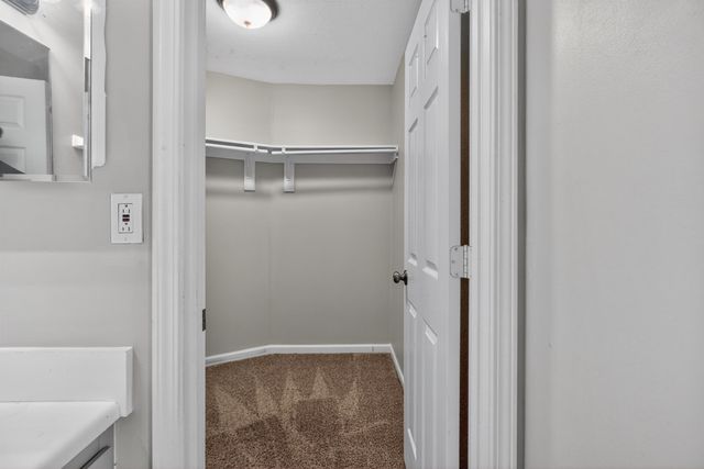 1876 Tamara Way, Spartanburg, SC 29301