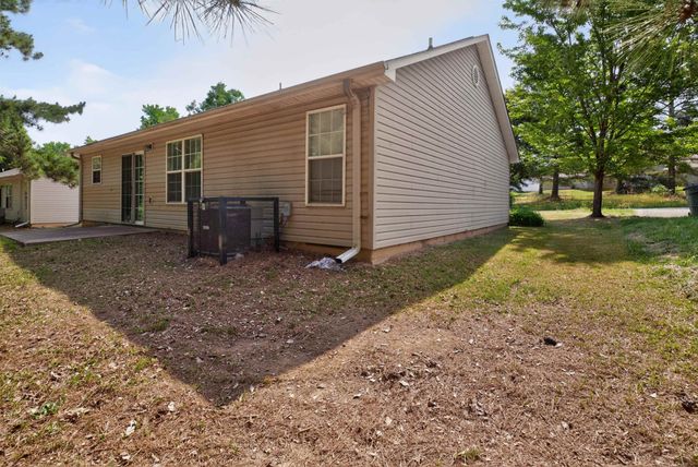 1876 Tamara Way, Spartanburg, SC 29301