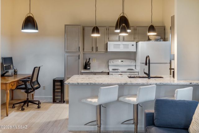 7668 E 22nd St Apt 77, Tucson, AZ 85710