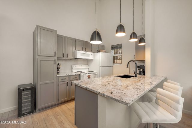 7668 E 22nd St Apt 77, Tucson, AZ 85710