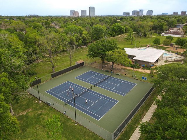 14427 Daly Drive, Houston, TX 77077